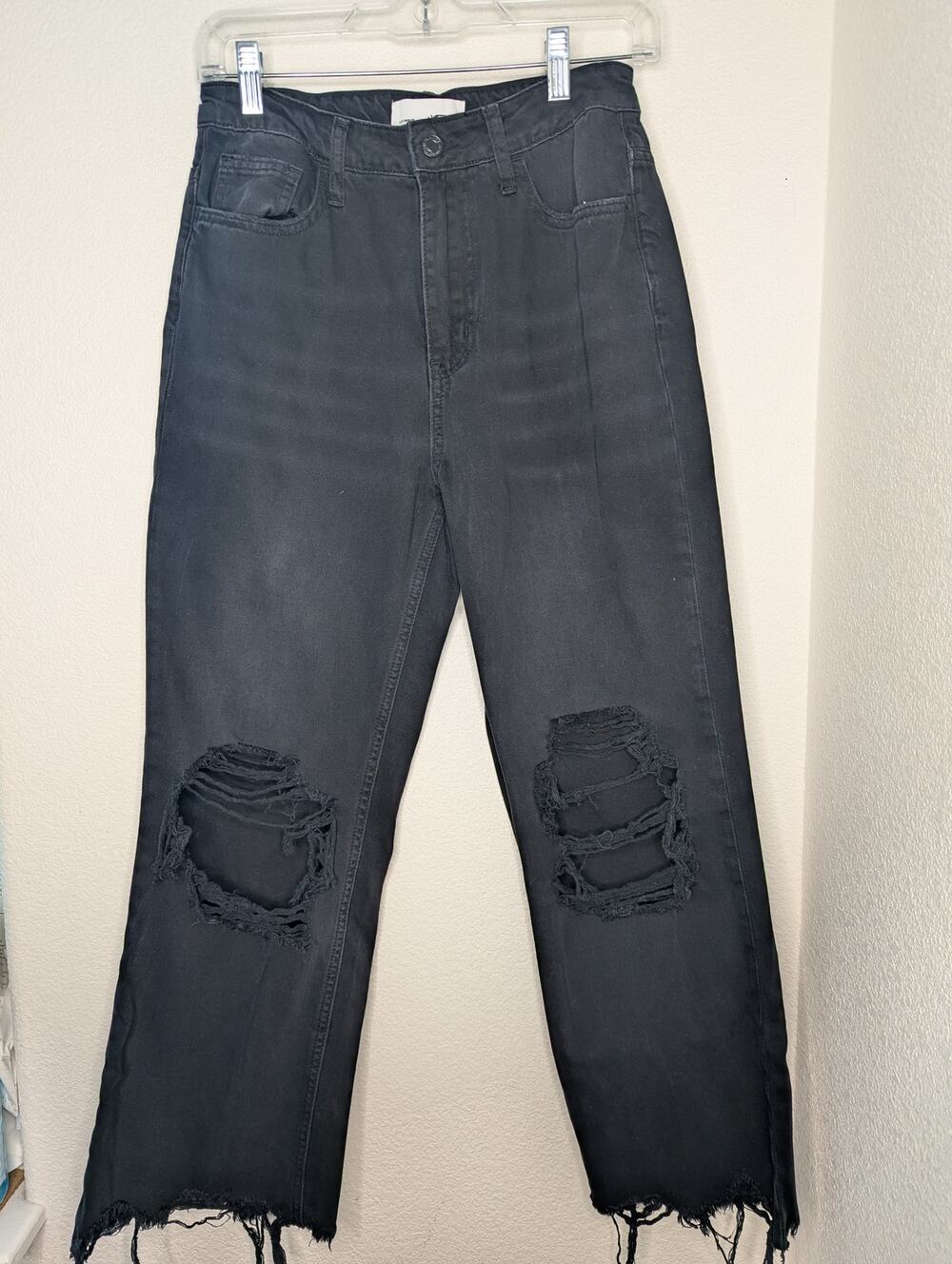 Vervet Los Angeles Women's Black Distressed Jeans 26 Grunge Punk Raw Edge Basic
